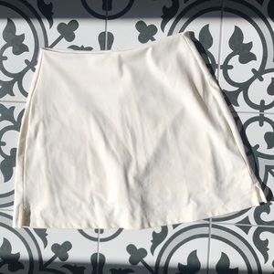 Skort in ivory